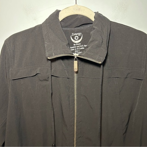 Chico’s Zenergy Black Light Weight Zip-Up Hooded Jacket Size Medium - Picture 2 of 10